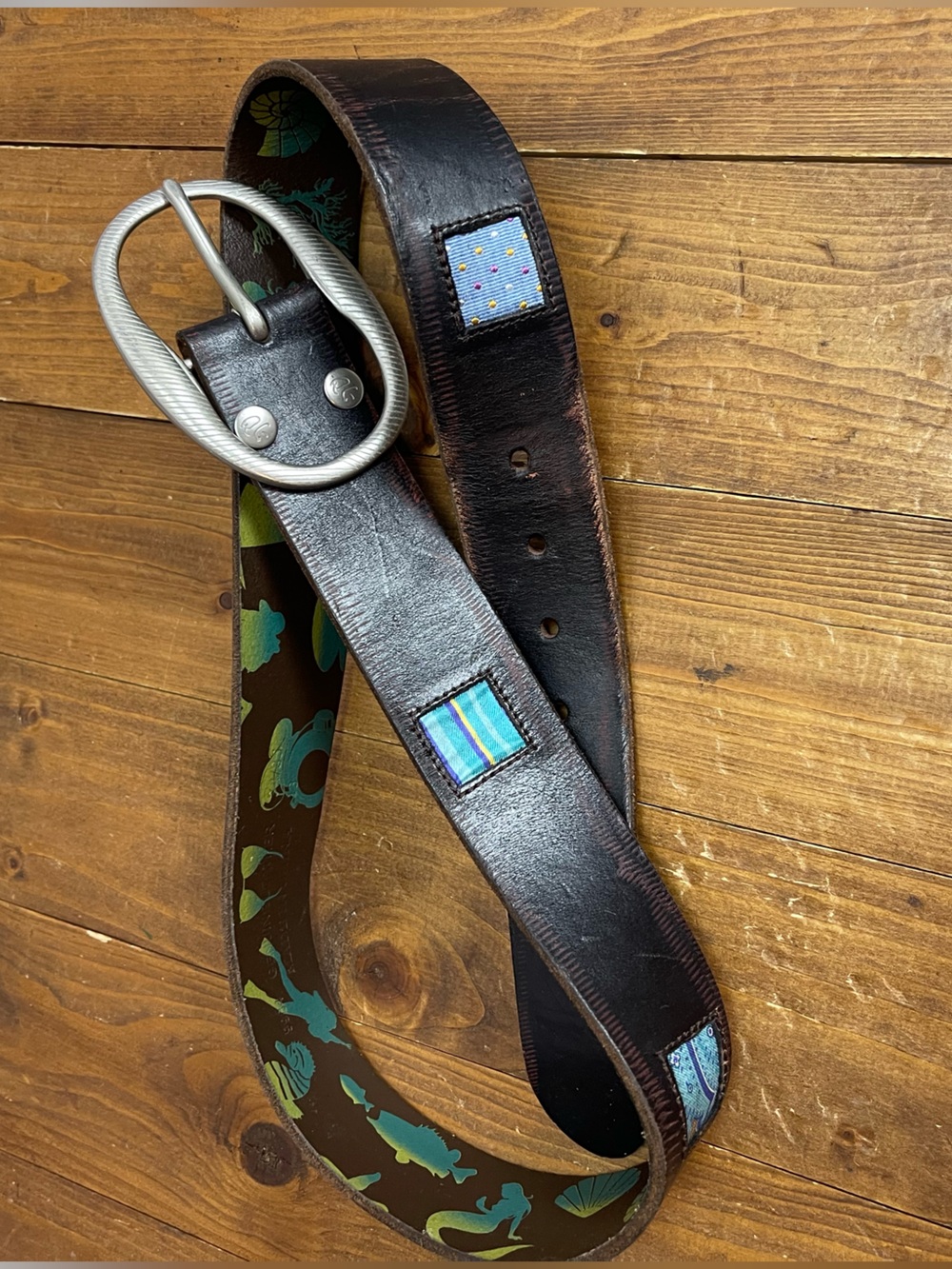Robert Graham size 34 leather belt with colorful fabric blocks